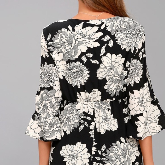 Lulu's Floral Cold-Shoulder Sleeved Dress - Picture 3 of 4